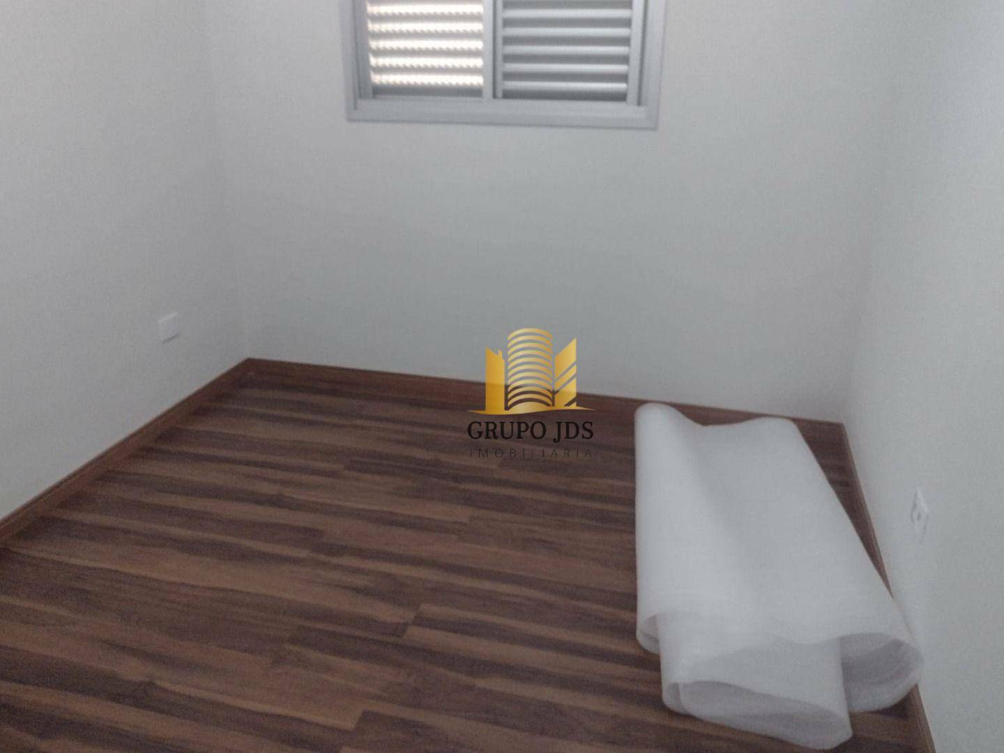 Apartamento à venda com 2 quartos, 58m² - Foto 11