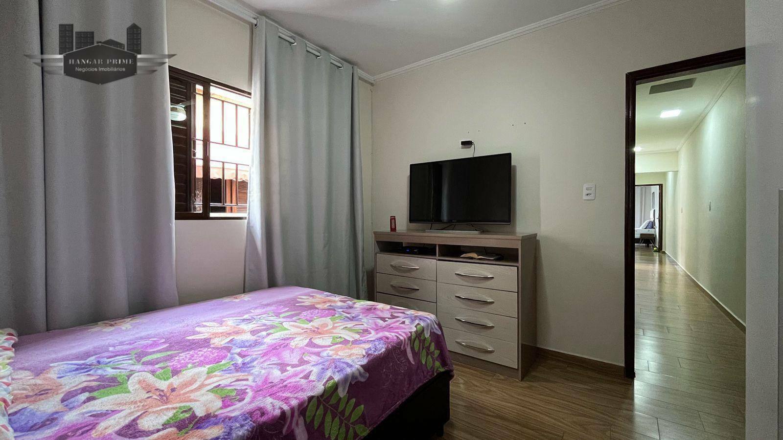 Casa à venda com 4 quartos, 120m² - Foto 25