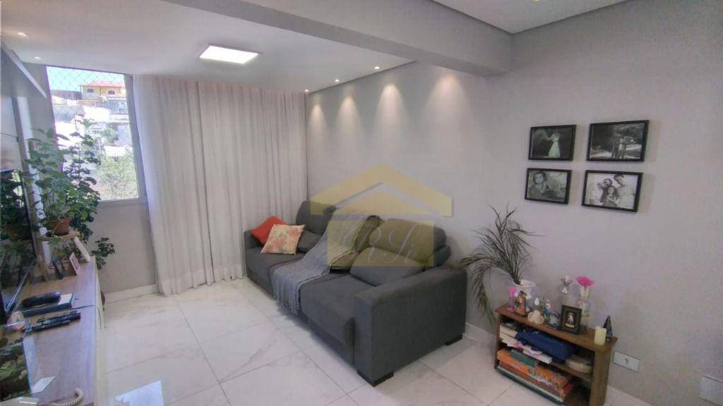 Apartamento à venda com 2 quartos, 72m² - Foto 3