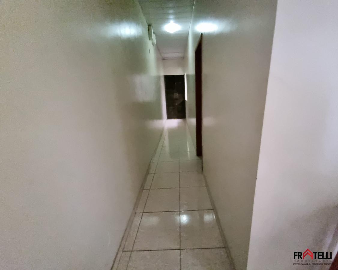 Casa à venda com 4 quartos, 241m² - Foto 6