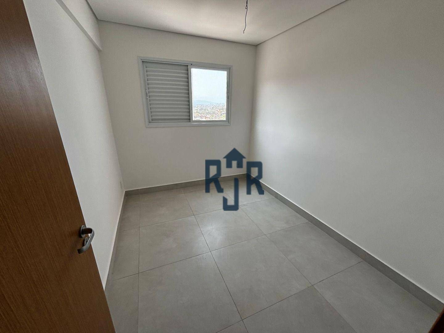 Apartamento à venda com 2 quartos, 63m² - Foto 12