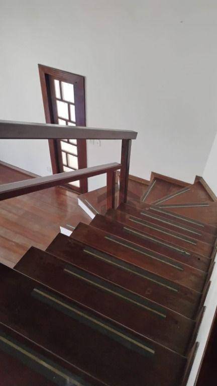 Casa à venda com 3 quartos, 240M2 - Foto 14