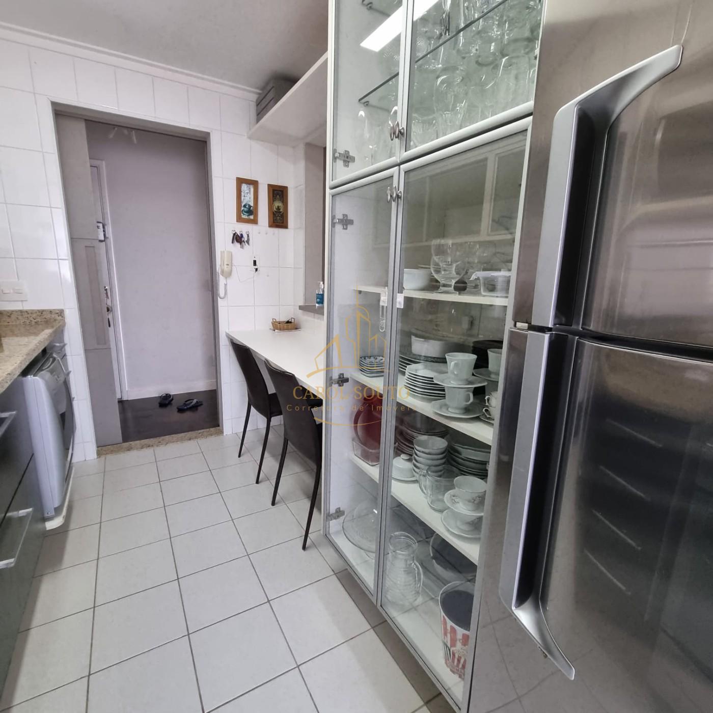 Apartamento à venda com 3 quartos, 93m² - Foto 11