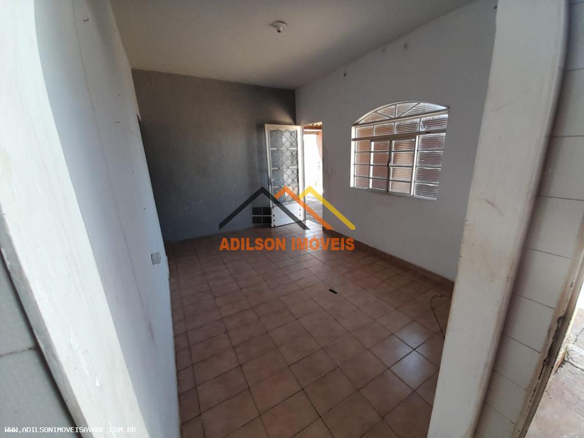 Casa à venda com 4 quartos, 250m² - Foto 13