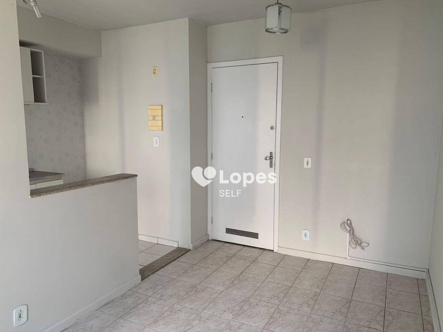 Apartamento à venda com 2 quartos, 51m² - Foto 3