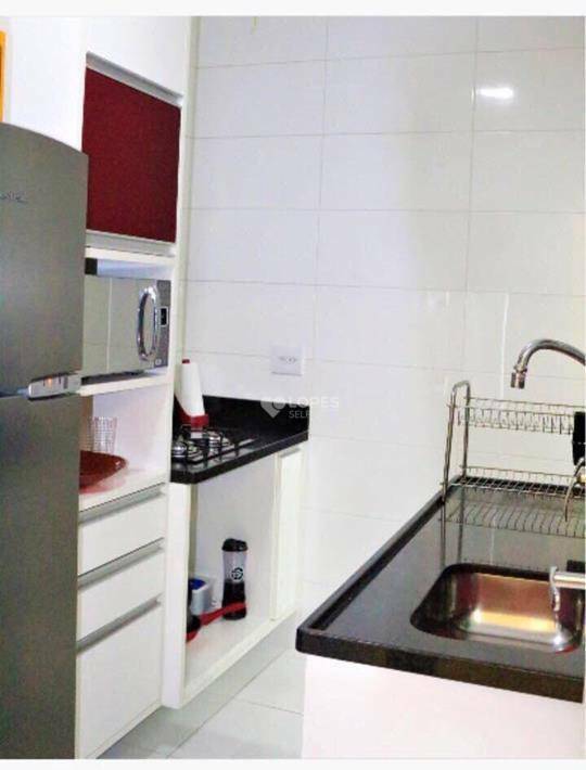 Apartamento à venda com 2 quartos, 78m² - Foto 9