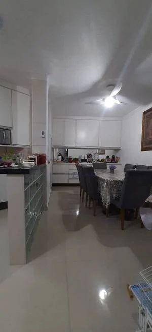 Sobrado à venda com 3 quartos, 220m² - Foto 14