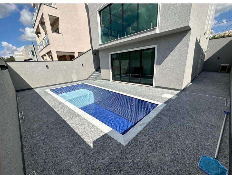 Casa de Condomínio à venda com 3 quartos, 250m² - Foto 9