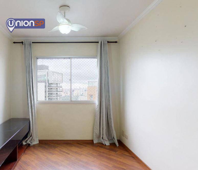 Apartamento à venda com 2 quartos, 68m² - Foto 2