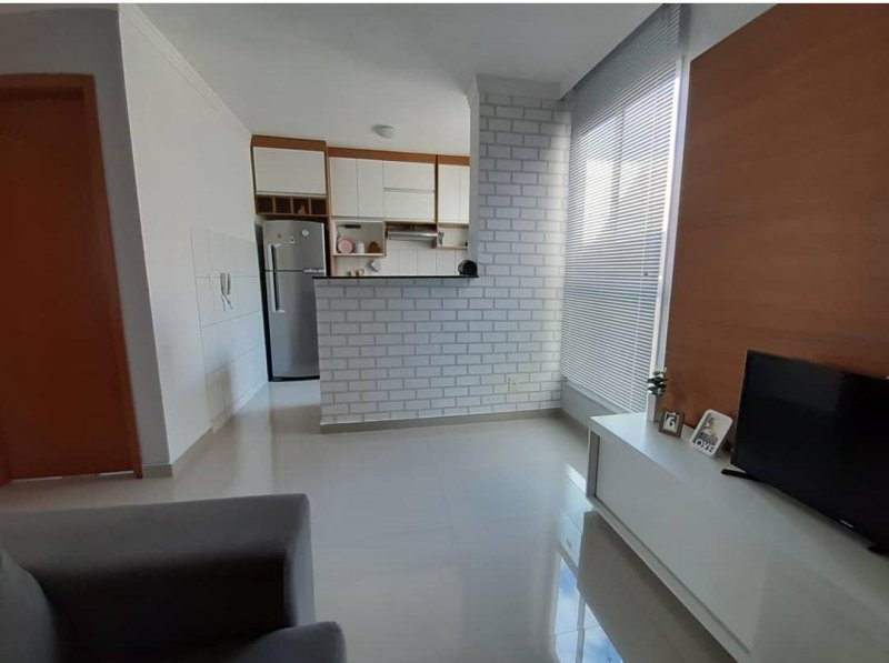 Apartamento à venda com 2 quartos, 47m² - Foto 4