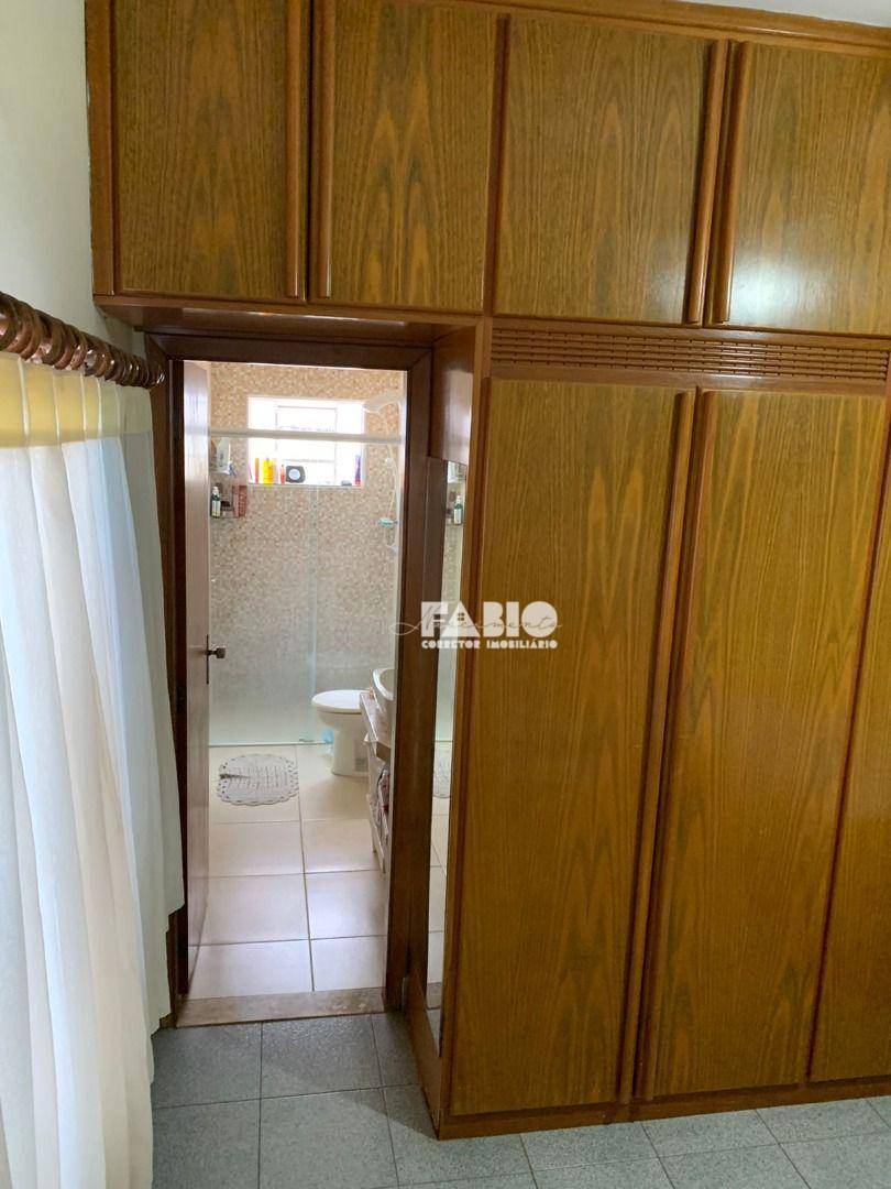 Casa à venda com 3 quartos, 180m² - Foto 20