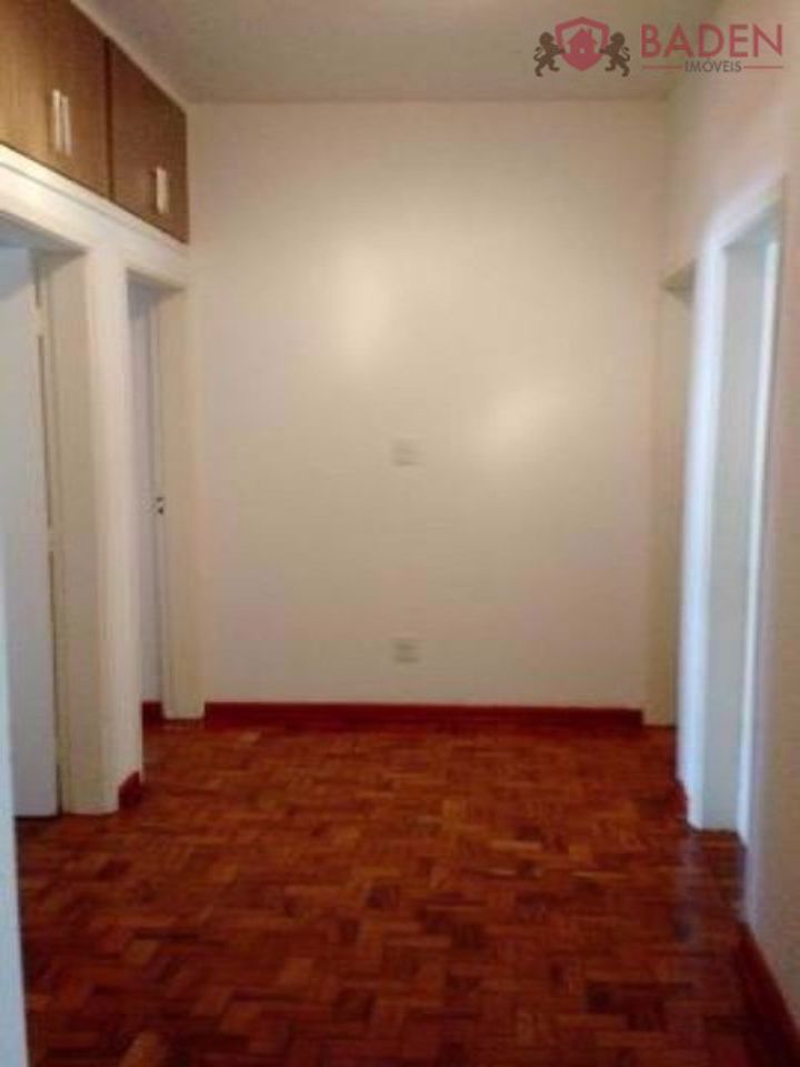 Apartamento à venda com 3 quartos, 200m² - Foto 7