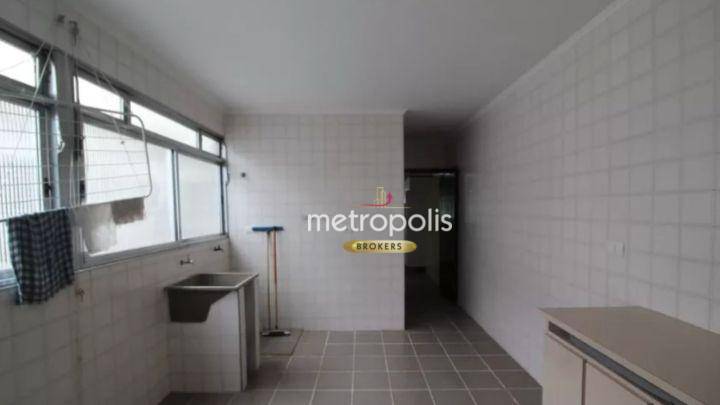 Apartamento à venda com 3 quartos, 222m² - Foto 11