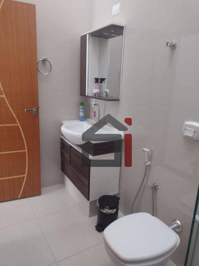 Casa à venda com 3 quartos, 300M2 - Foto 9