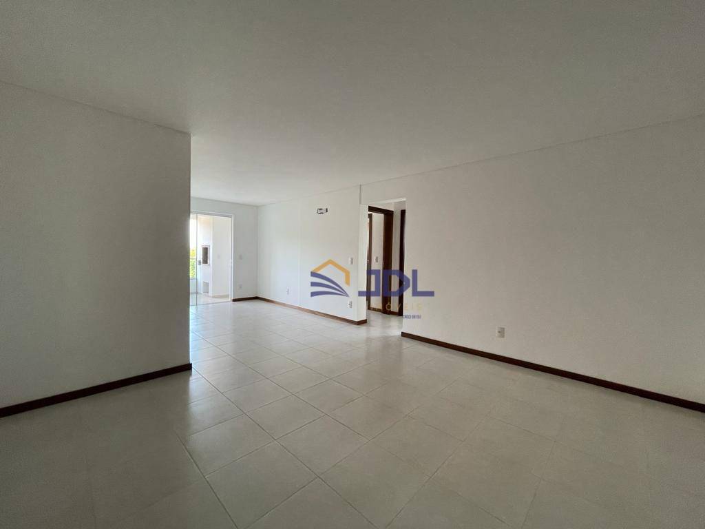 Apartamento à venda com 2 quartos, 77m² - Foto 2