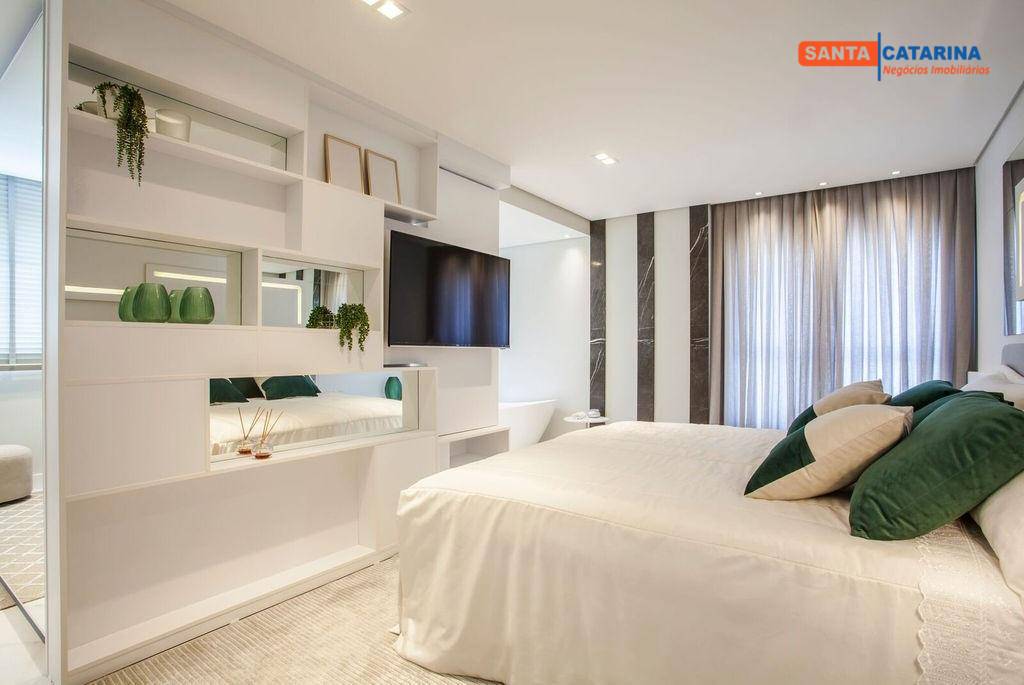 Apartamento à venda com 3 quartos, 167m² - Foto 9