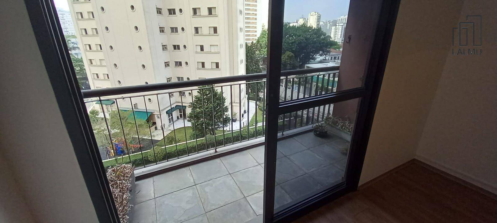 Apartamento para alugar com 4 quartos, 130m² - Foto 48