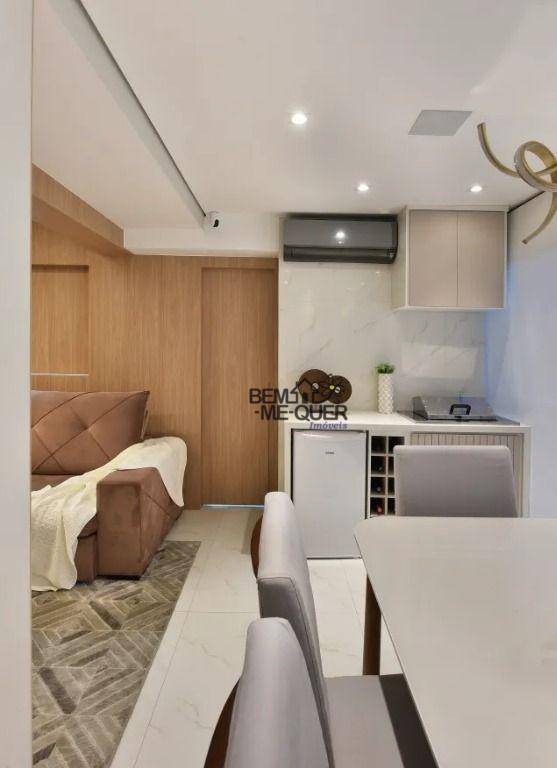 Apartamento à venda com 3 quartos, 79m² - Foto 18