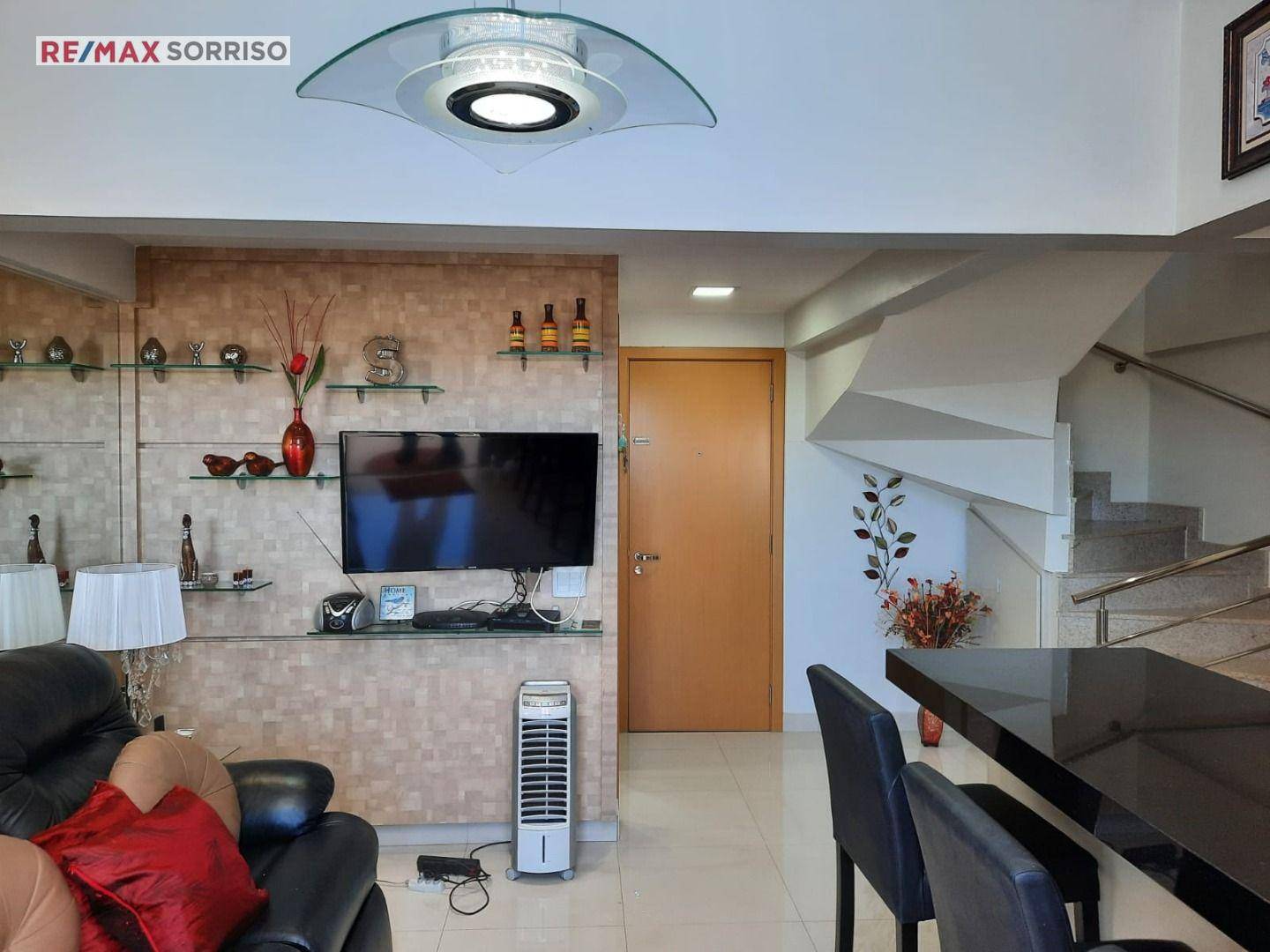 Apartamento à venda com 1 quarto, 55m² - Foto 11