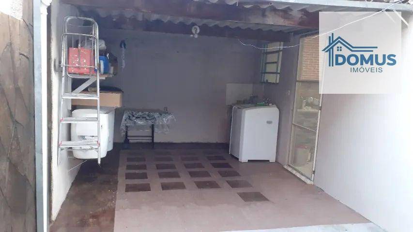 Casa à venda com 2 quartos, 62m² - Foto 19