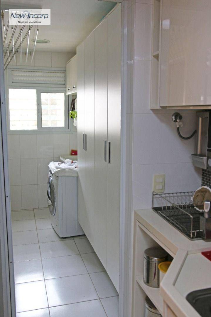 Apartamento à venda com 3 quartos, 195m² - Foto 18