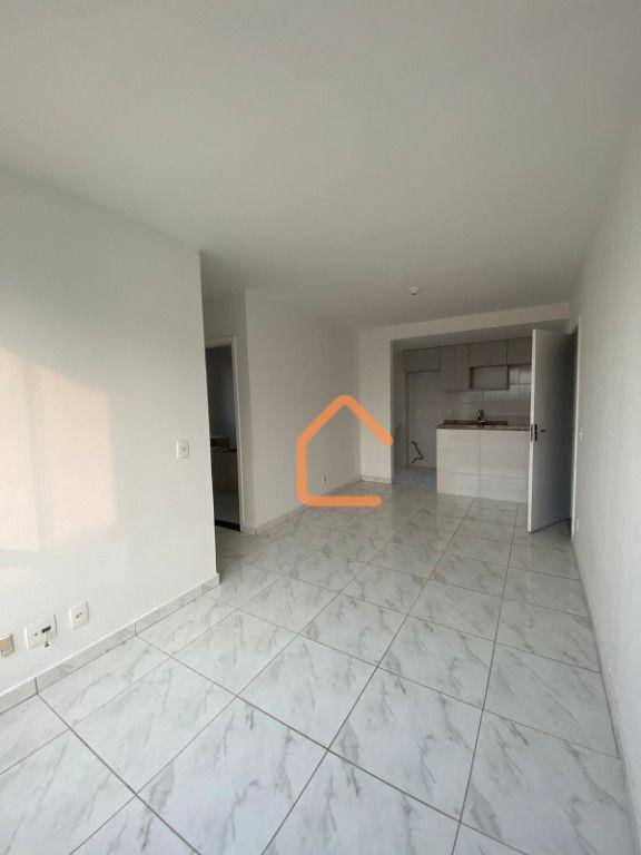 Apartamento à venda com 2 quartos, 50m² - Foto 11