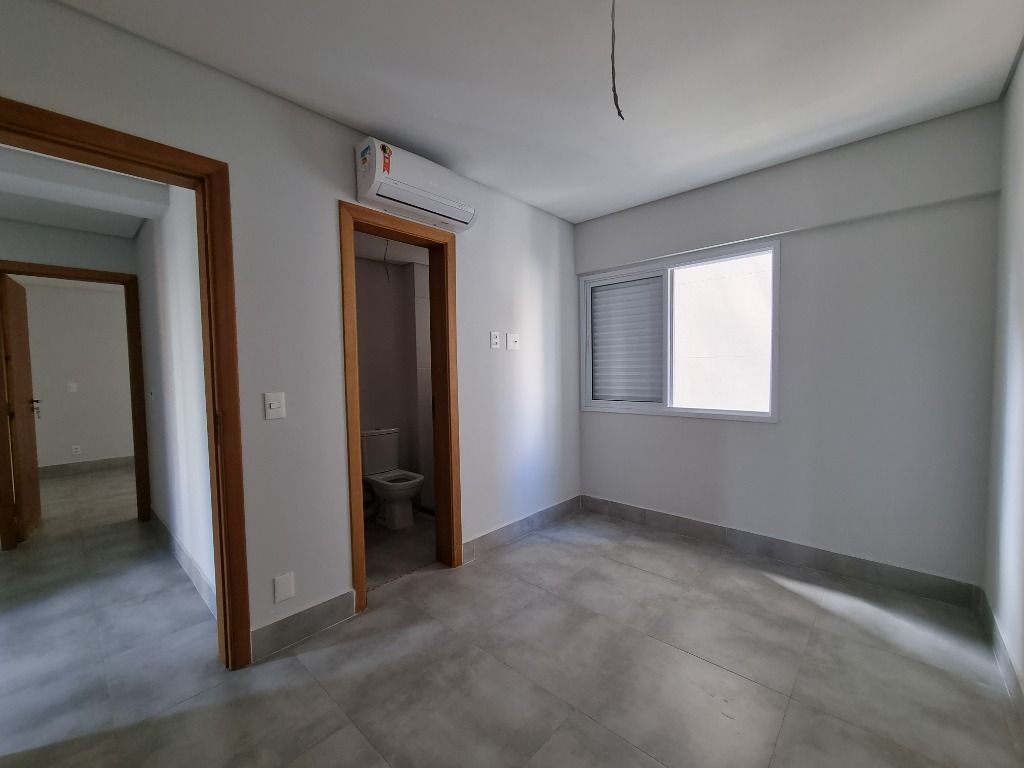 Apartamento à venda com 3 quartos, 146m² - Foto 15