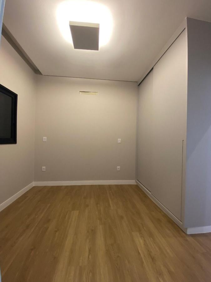 Casa à venda com 3 quartos, 200m² - Foto 23