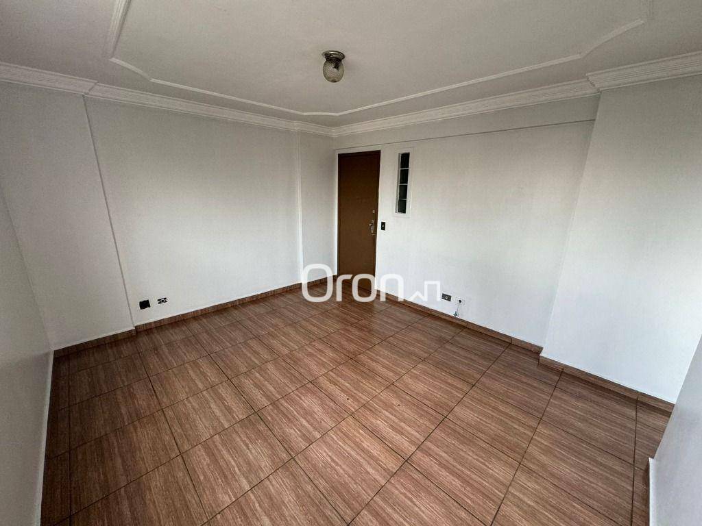 Apartamento à venda com 2 quartos, 60m² - Foto 1