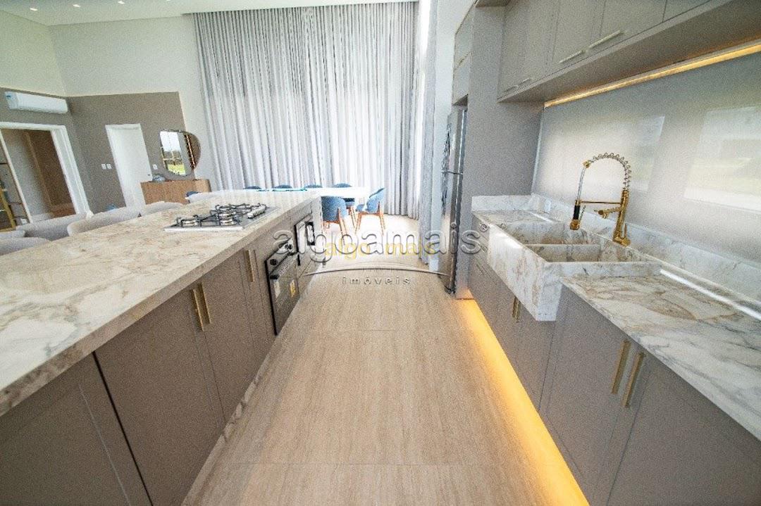 Casa de Condomínio à venda com 4 quartos, 282m² - Foto 12