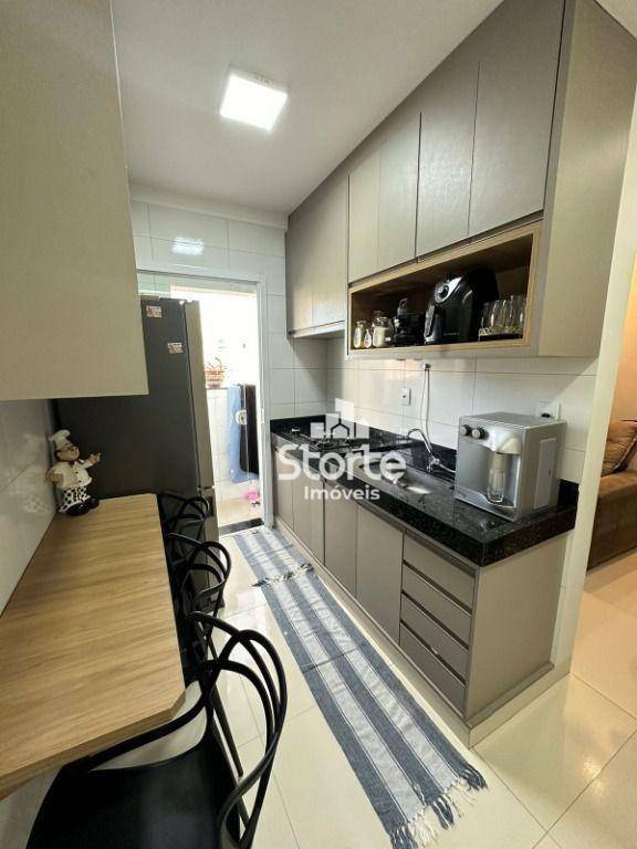 Apartamento à venda com 2 quartos, 47m² - Foto 5