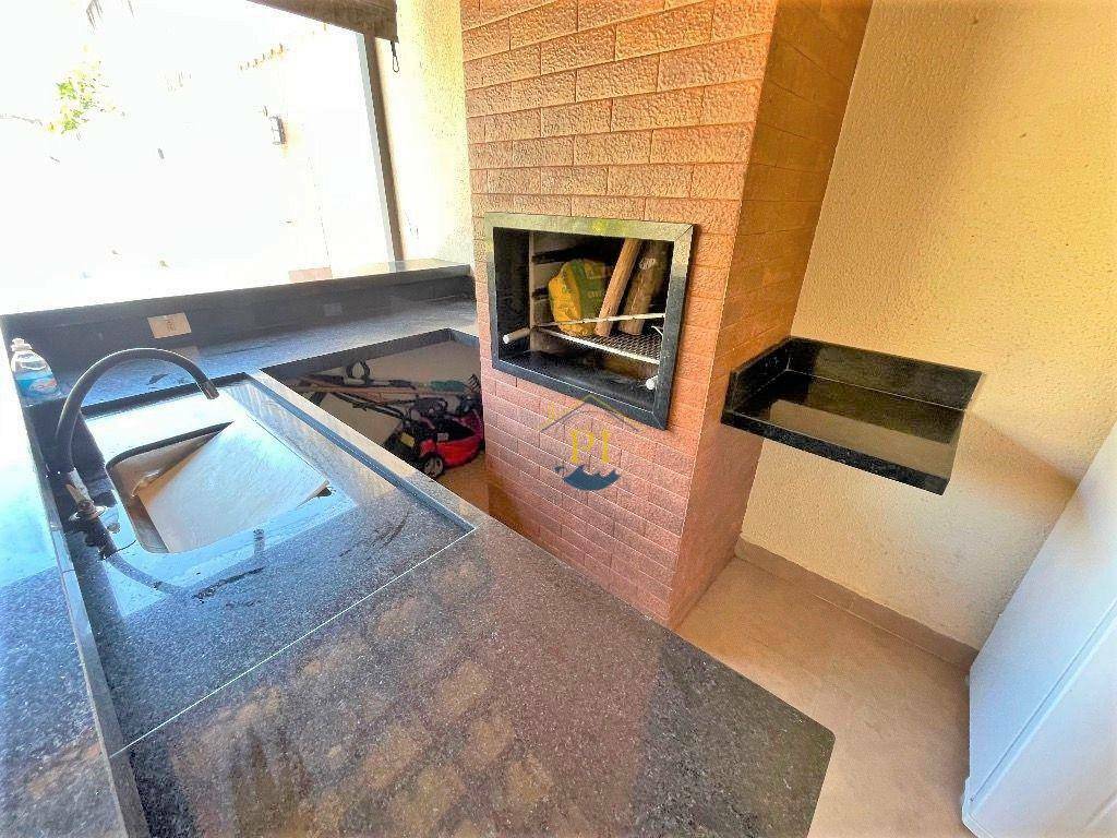 Casa à venda com 3 quartos, 178m² - Foto 17