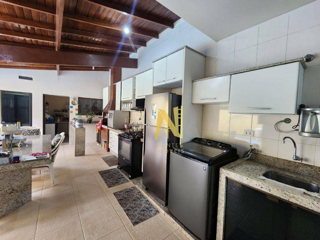 Casa à venda com 3 quartos, 165m² - Foto 16