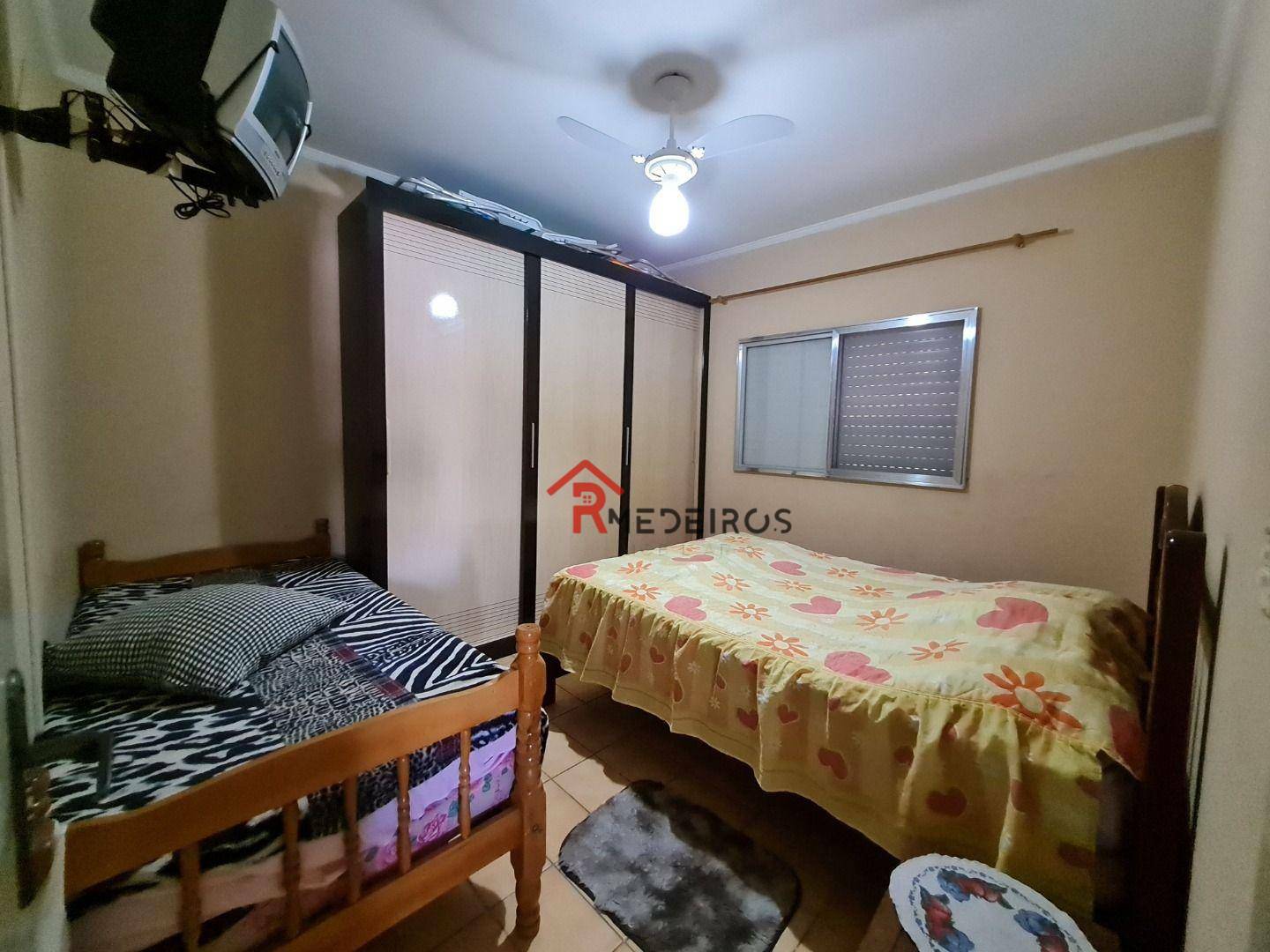 Apartamento à venda com 2 quartos, 70m² - Foto 9