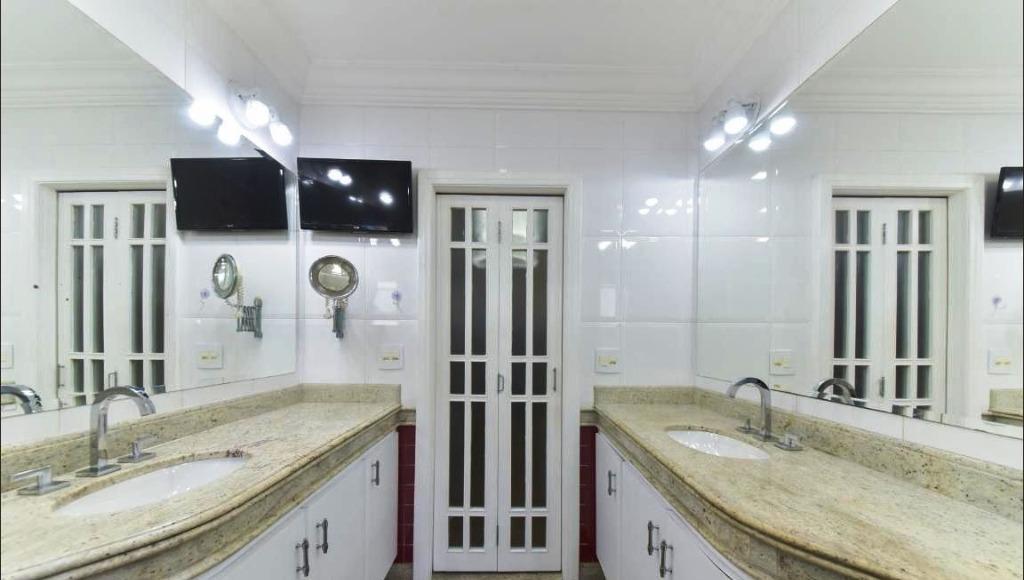 Sobrado à venda e aluguel com 3 quartos, 280m² - Foto 27