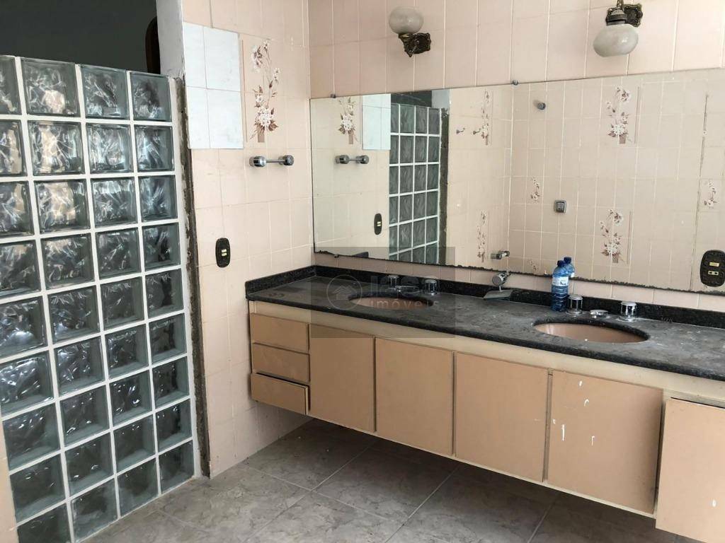 Casa à venda com 5 quartos, 365m² - Foto 5