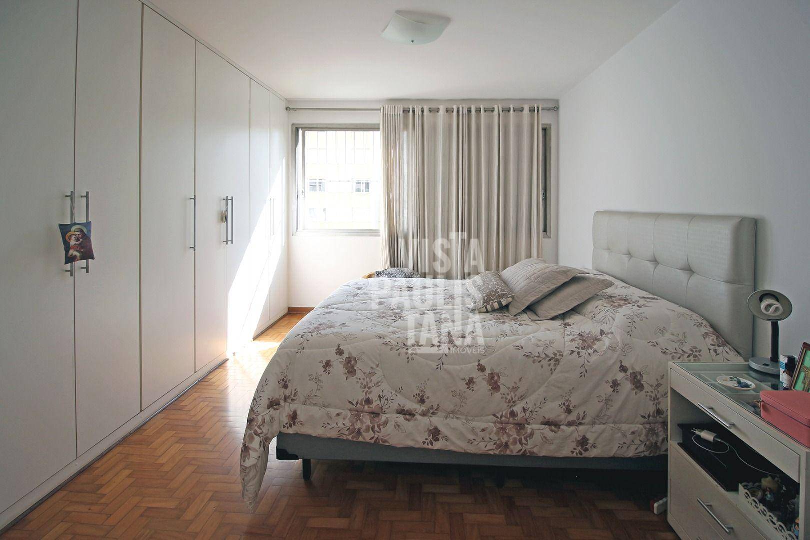 Apartamento à venda com 3 quartos, 140m² - Foto 8