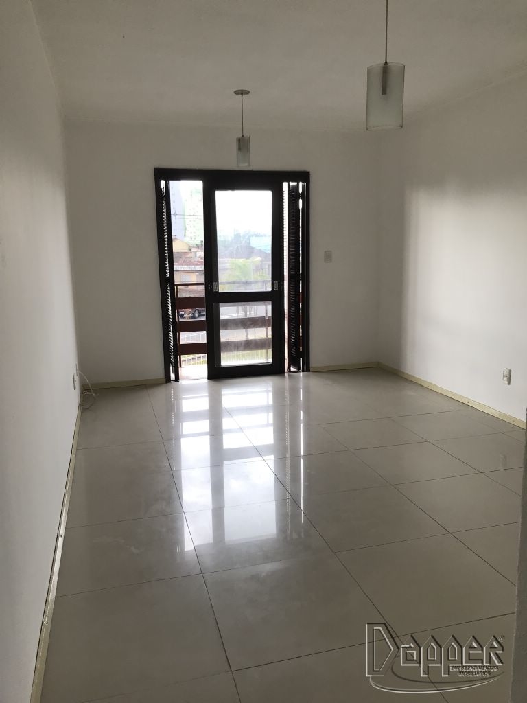 Apartamento à venda com 2 quartos, 70m² - Foto 3