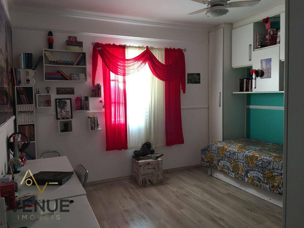 Sobrado à venda com 4 quartos, 260m² - Foto 12