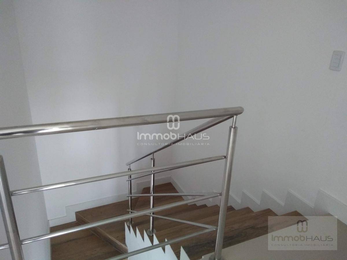 Sobrado à venda com 3 quartos, 182m² - Foto 12