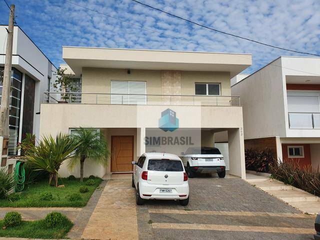 Casa à venda com 3 quartos, 330m² - Foto 1