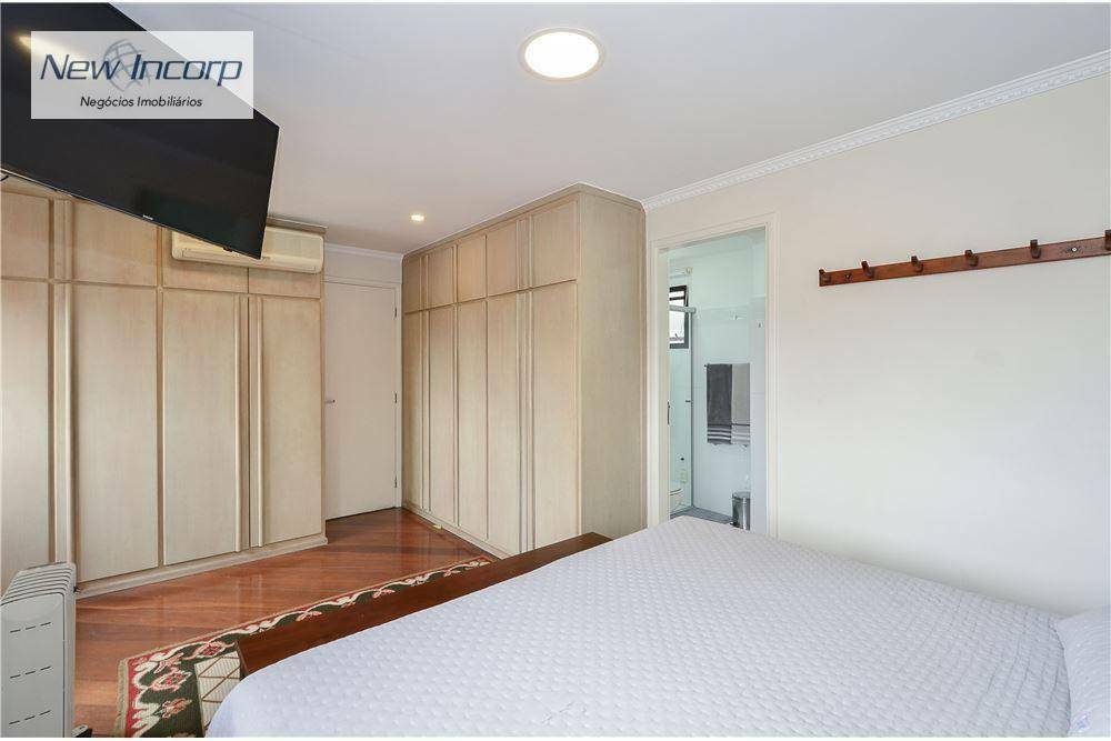 Apartamento à venda com 3 quartos, 147m² - Foto 12