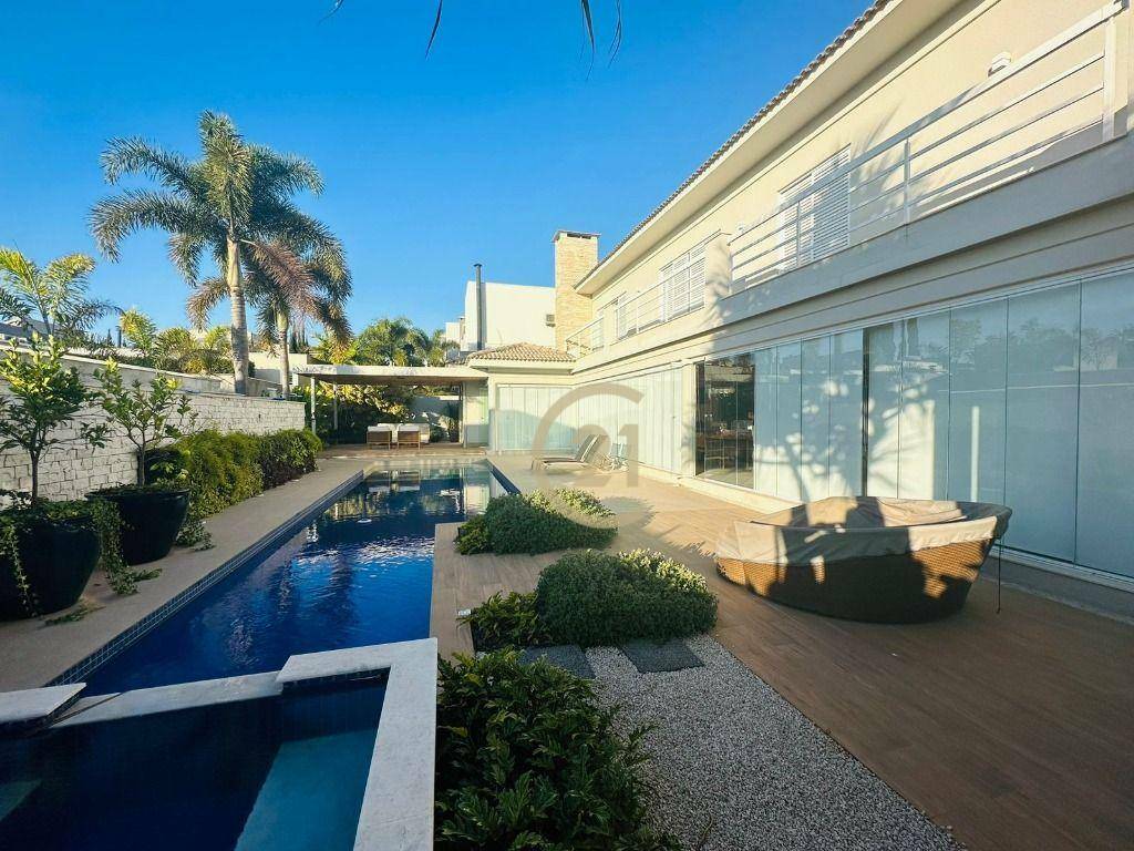 Casa de Condomínio à venda com 4 quartos, 800m² - Foto 3