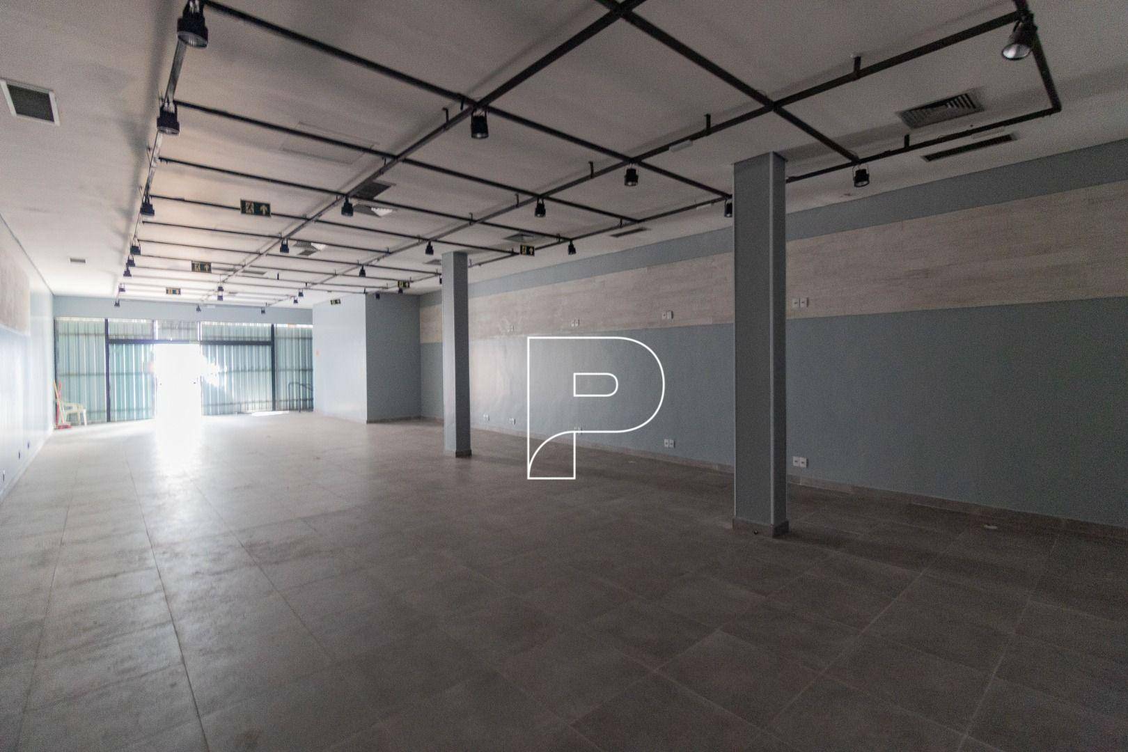 Prédio Inteiro para alugar, 670m² - Foto 1