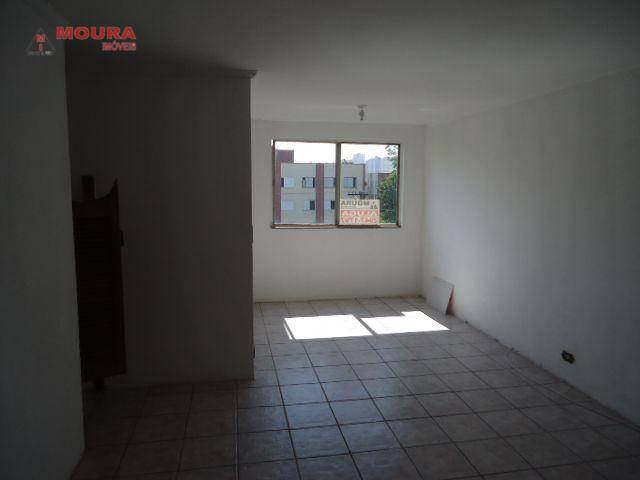 Apartamento à venda com 2 quartos, 65m² - Foto 2