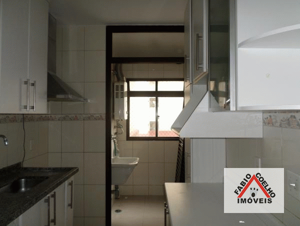 Apartamento à venda com 3 quartos, 81m² - Foto 1