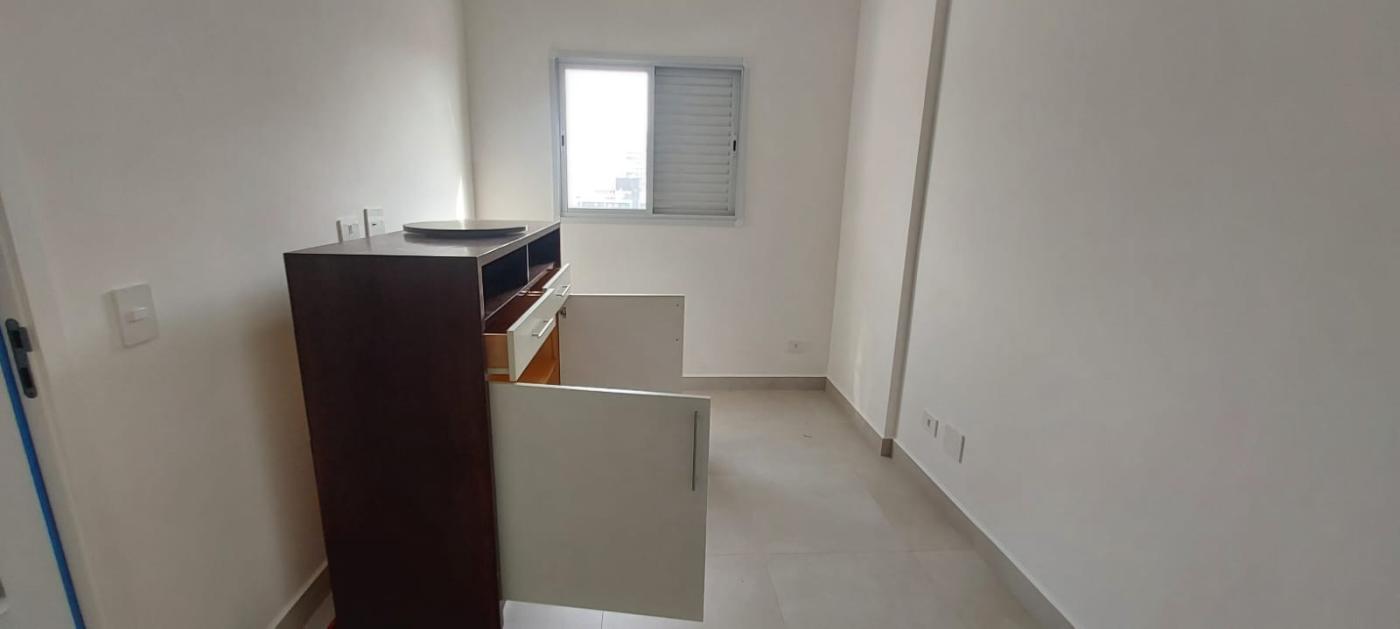 Apartamento para alugar com 2 quartos, 65m² - Foto 14