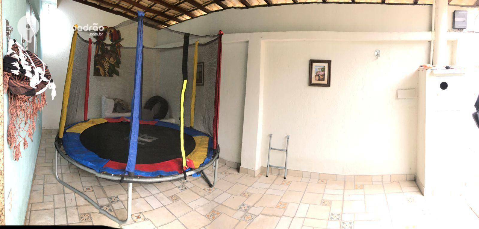 Casa à venda com 3 quartos, 120m² - Foto 16