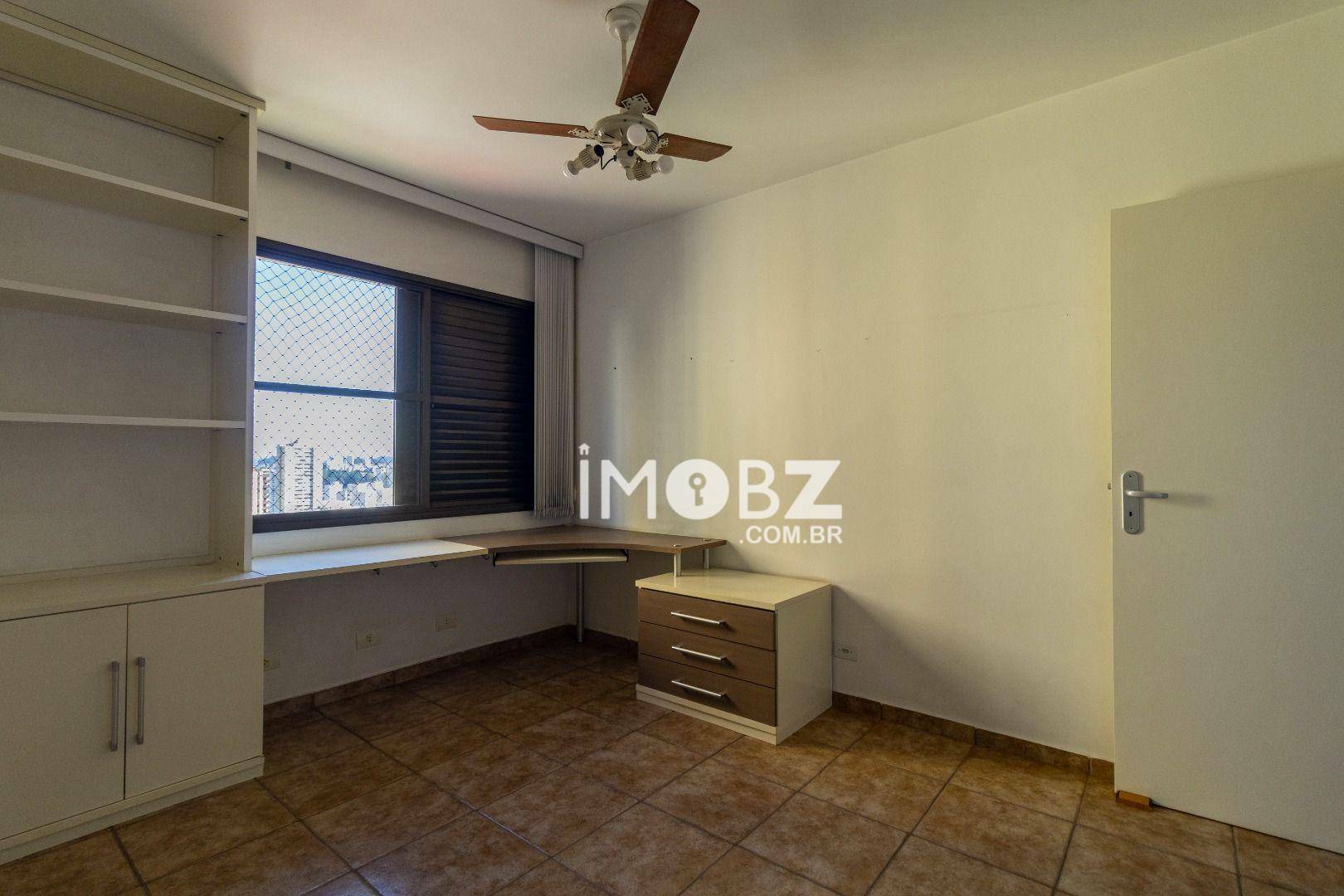 Apartamento à venda com 3 quartos, 160m² - Foto 12