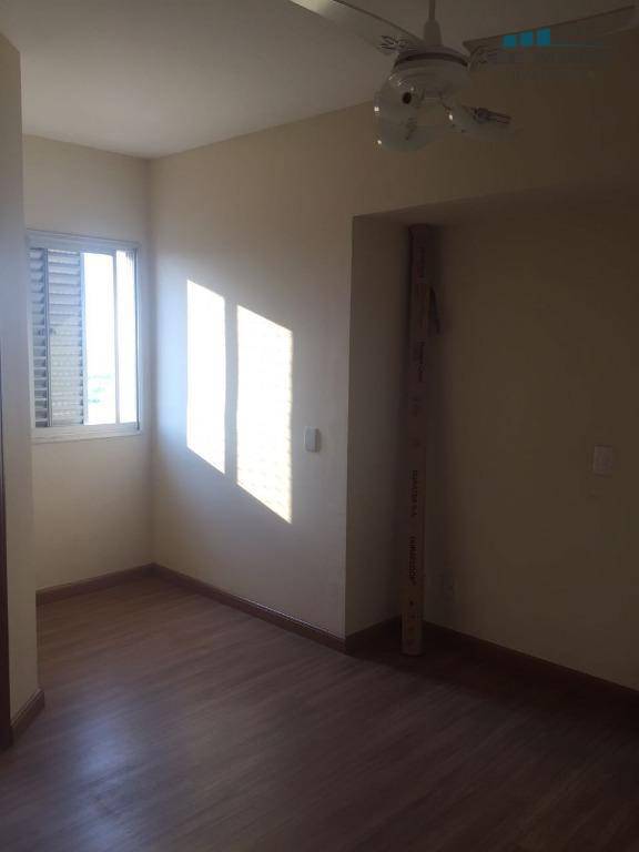 Apartamento à venda com 3 quartos, 101m² - Foto 18